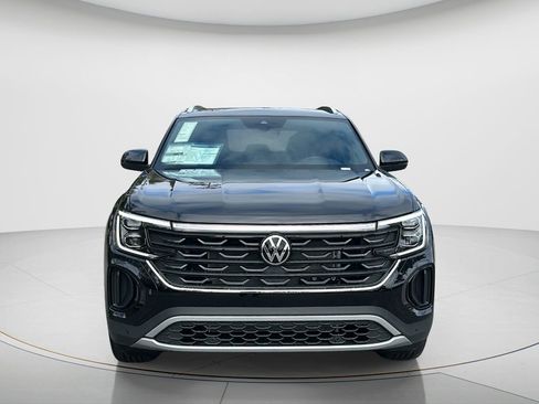 New 2026 Volkswagen Atlas Cross Sport SE image 2
