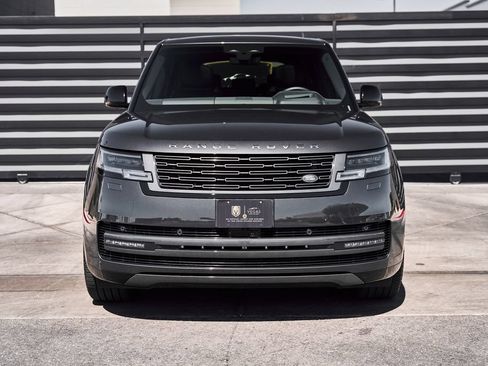 Used 2024 Land Rover Range Rover Long Wheelbase Autobiography AWD/4WD image 13