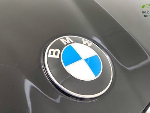 Used 2027 BMW 530i w/ M Sport Package RWD image 30