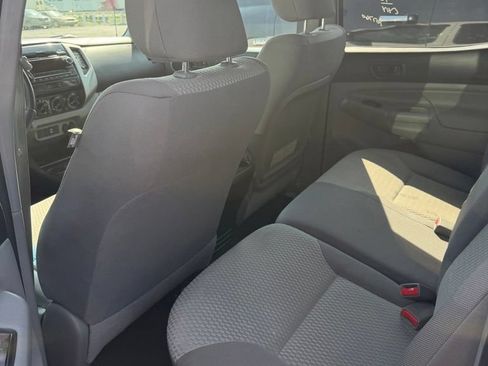 Used 2012 Toyota Tacoma PreRunner w/ SR5 Pkg RWD image 8