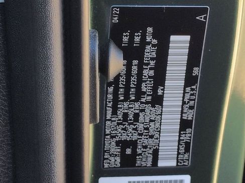 Certified 2022 Toyota Sienna Platinum image 35