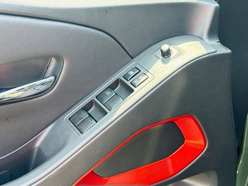 Used 2025 Nissan Frontier Pro-X w/ Pro Convenience Package image 18