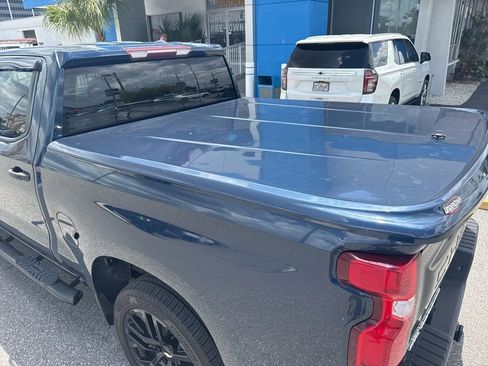 Used 2020 Chevrolet Silverado 1500 Custom w/ Custom Value Package RWD image 9
