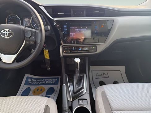 Used 2017 Toyota Corolla L image 15