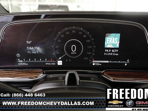 Certified 2023 Cadillac Escalade ESV Premium Luxury image 28