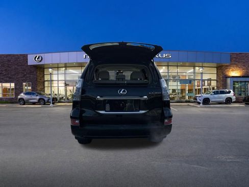 Used 2023 Lexus GX 460 Premium w/ Premium Package AWD/4WD image 19