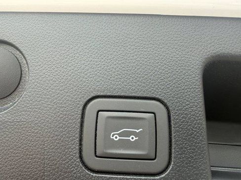 New 2026 GMC Terrain AT4 AWD/4WD image 19