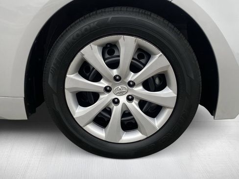 Certified 2024 Toyota Corolla LE FWD image 15