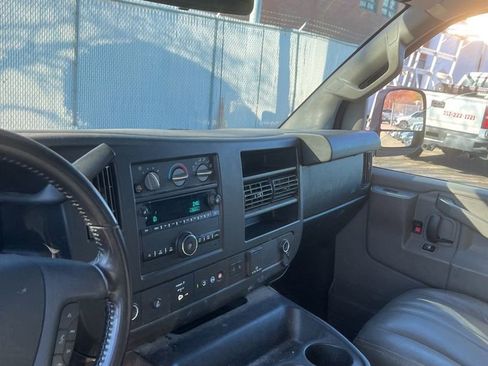 Used 2020 Chevrolet Express 2500 w/ Driver Convenience Package image 4