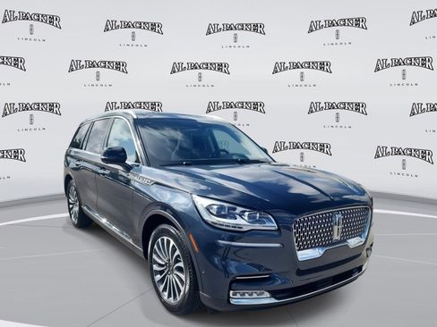 Used 2023 Lincoln Aviator Reserve w/ Equipment Group 201A image 7