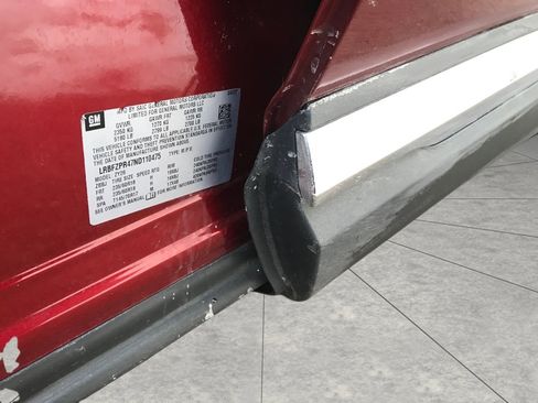 Used 2022 Buick Envision Essence w/ Technology Package I image 29