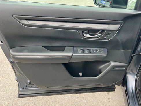 Used 2025 Honda CR-V Sport-L image 16