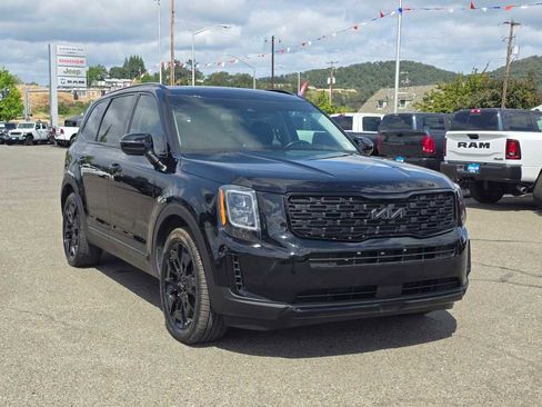 Used 2022 Kia Telluride EX w/ EX Premium Package AWD/4WD image 7