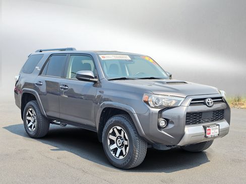 Used 2023 Toyota 4Runner TRD Off-Road AWD/4WD image 7