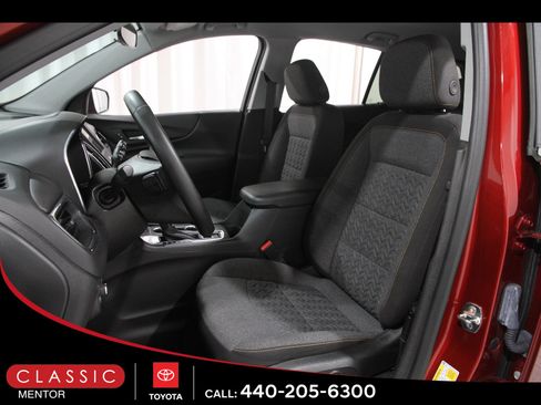 Used 2024 Chevrolet Equinox LT FWD image 5
