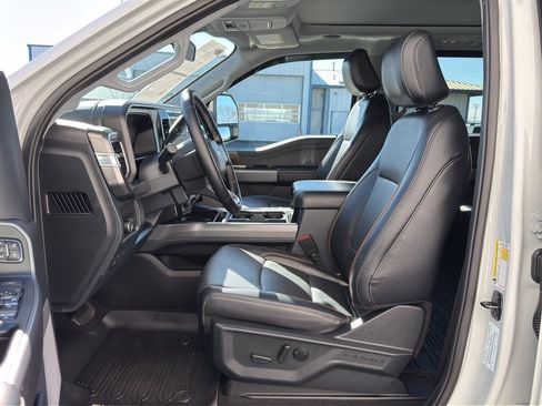 Used 2025 Ford F350 Lariat w/ Lariat Ultimate Package image 13
