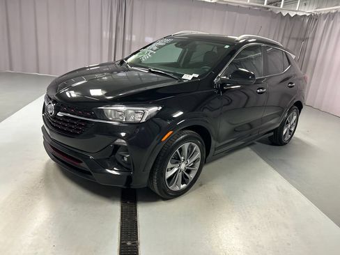 Used 2023 Buick Encore GX Select w/ Sport Touring Package FWD image 3