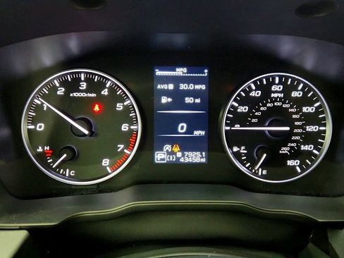 Used 2024 Subaru Crosstrek 2.0i Premium image 14