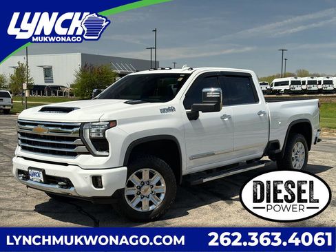 Used 2024 Chevrolet Silverado 3500 High Country w/ High Country Premium Package AWD/4WD image 1