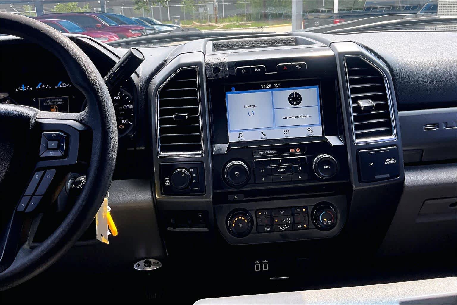 Used 2017 Ford F250 XLT w/ XLT Premium Package AWD/4WD image 7