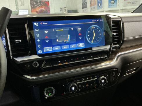 Used 2024 Chevrolet Silverado 1500 LT image 29