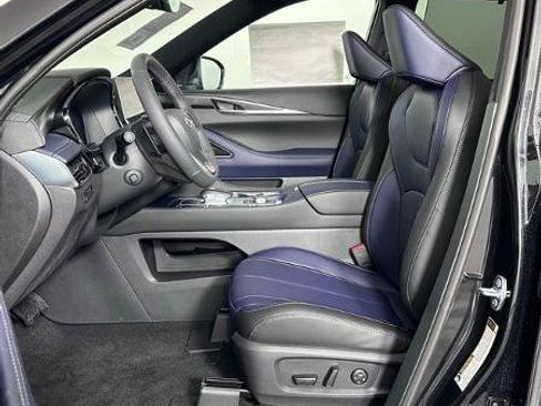 Certified 2026 INFINITI QX60 Sport w/ Dark Cargo Package AWD/4WD image 14