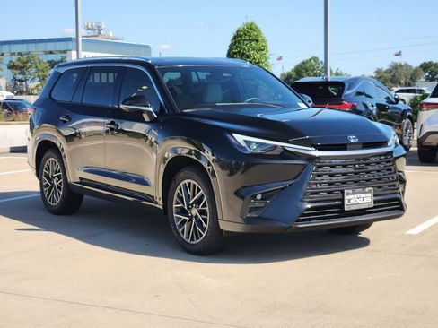Used 2025 Lexus TX 350 AWD image 3