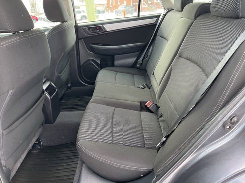 Used 2018 Subaru Outback 2.5i image 10