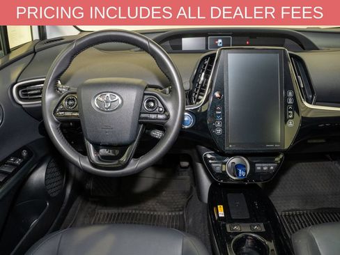 Used 2021 Toyota Prius Prime XLE FWD image 6