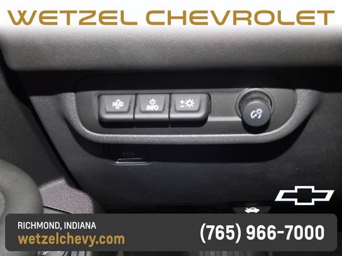 Used 2024 GMC Terrain SLT w/ Tech Package AWD/4WD image 30