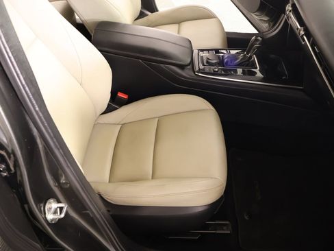 Used 2023 MAZDA CX-30 AWD 2.5 S w/ Preferred Package image 13