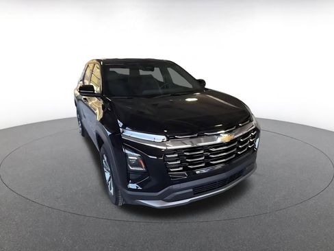 Used 2025 Chevrolet Equinox LT image 5