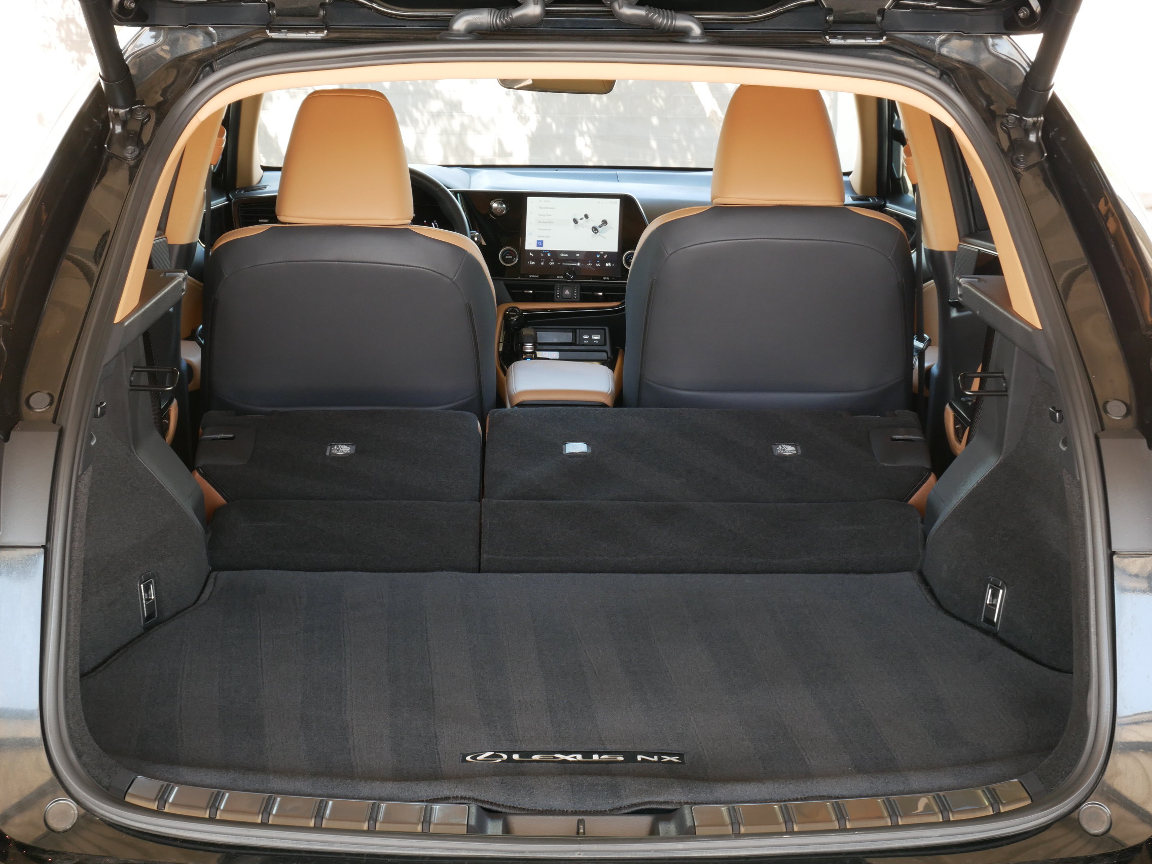 Used 2026 Lexus NX 350h AWD w/ Accessory Package (Z1) image 35