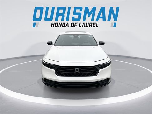 Used 2023 Honda Accord Sport image 3