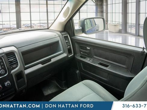 Used 2015 RAM 1500 Express AWD/4WD image 16