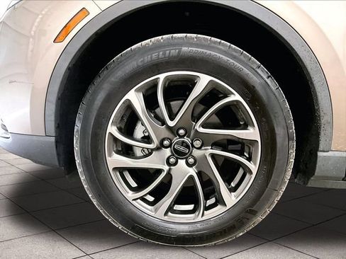 Used 2020 Lincoln Corsair FWD w/ Equipment Group 101A image 8
