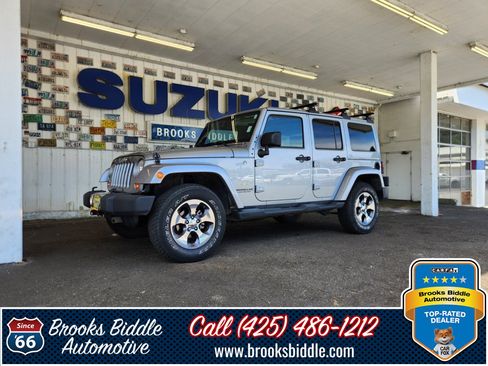 Used 2013 Jeep Wrangler Unlimited Sahara w/ Connectivity Group AWD/4WD image 1
