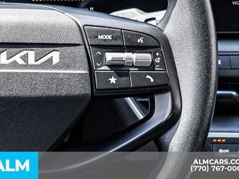 Used 2025 Kia K4 FWD image 34