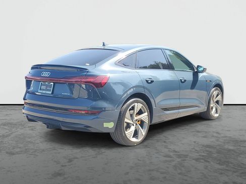 Used 2023 Audi e-tron Prestige w/ Prestige Package AWD/4WD image 4
