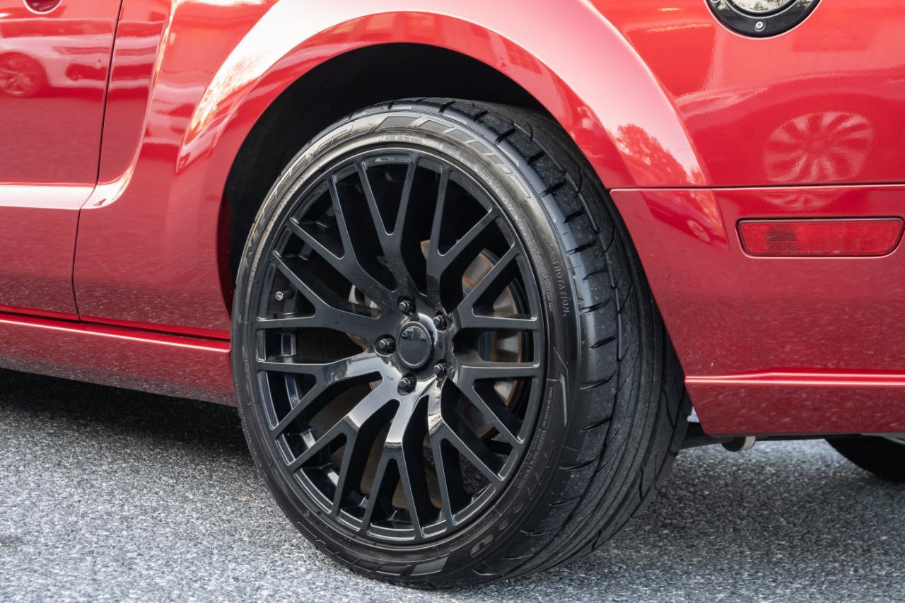 Used 2006 Ford Mustang GT Premium RWD image 18