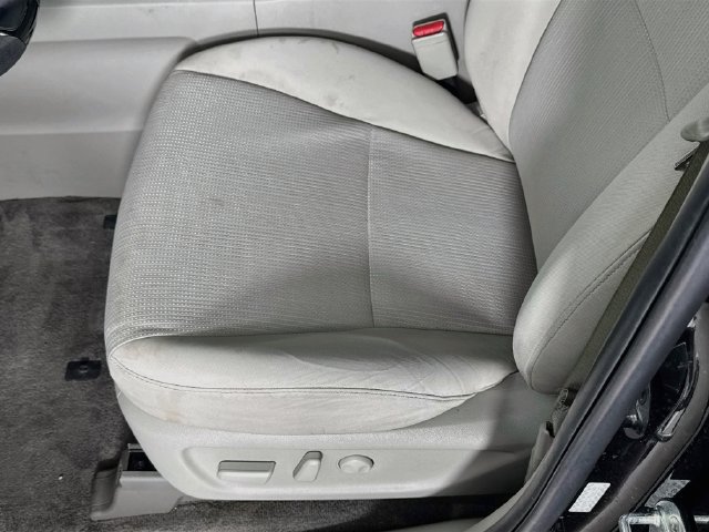 Used 2021 Kia Sedona LX FWD image 19