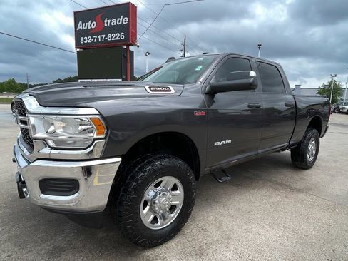 Used 2019 RAM 2500 Tradesman AWD/4WD image 4