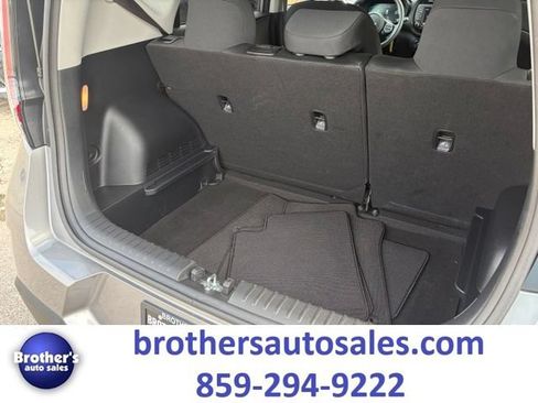 Used 2025 Kia Soul LX w/ LX Technology Package FWD image 28
