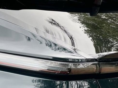 Used 2024 Cadillac Lyriq Luxury image 9