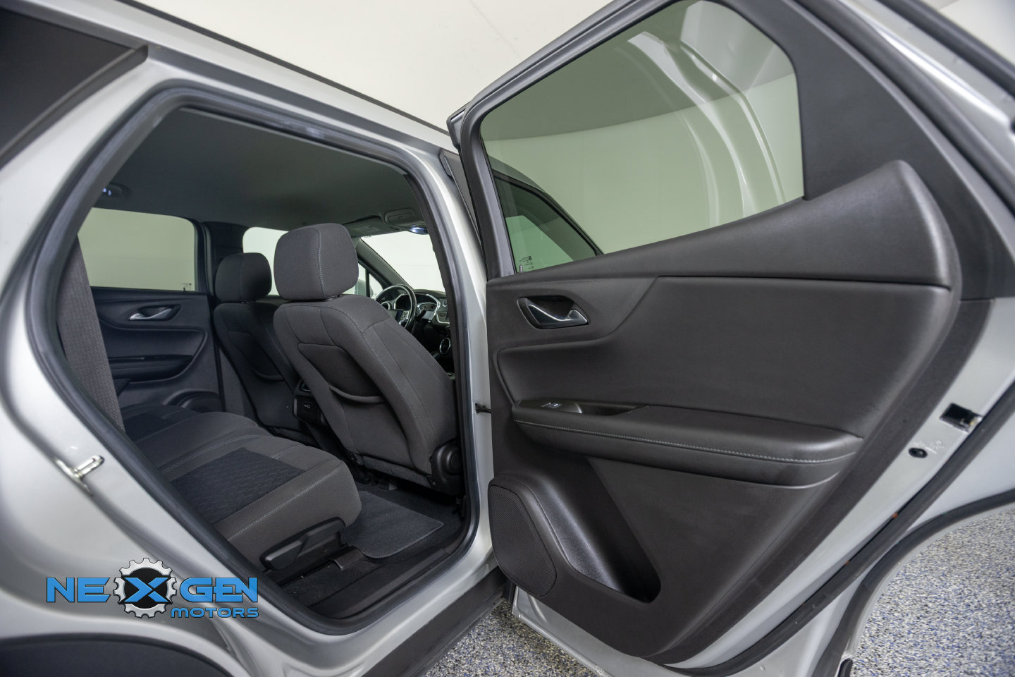 Used 2019 Chevrolet Blazer LT AWD/4WD image 34
