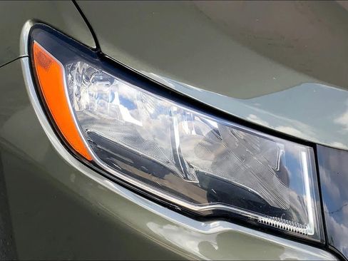 Used 2018 Jeep Compass Latitude w/ Popular Equipment Group FWD image 28