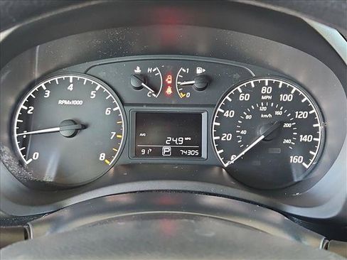 Used 2015 Nissan Sentra S FWD image 11