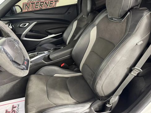 Used 2022 Chevrolet Camaro SS RWD image 28