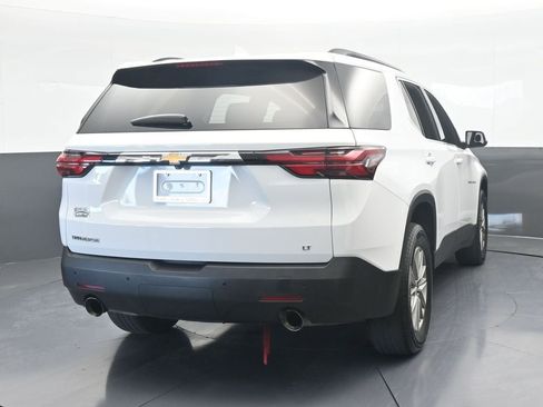 Used 2023 Chevrolet Traverse LT image 5