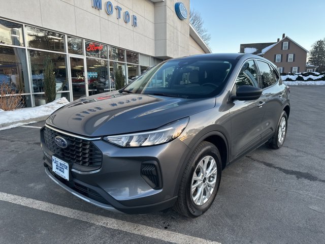 Used 2023 Ford Escape Active AWD/4WD image 3